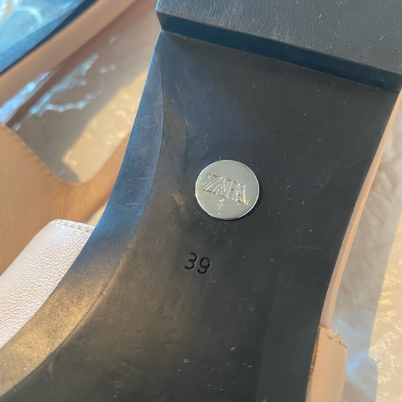 Zara Pointed Flat Leather Slingbacks - Picture 7 of 8